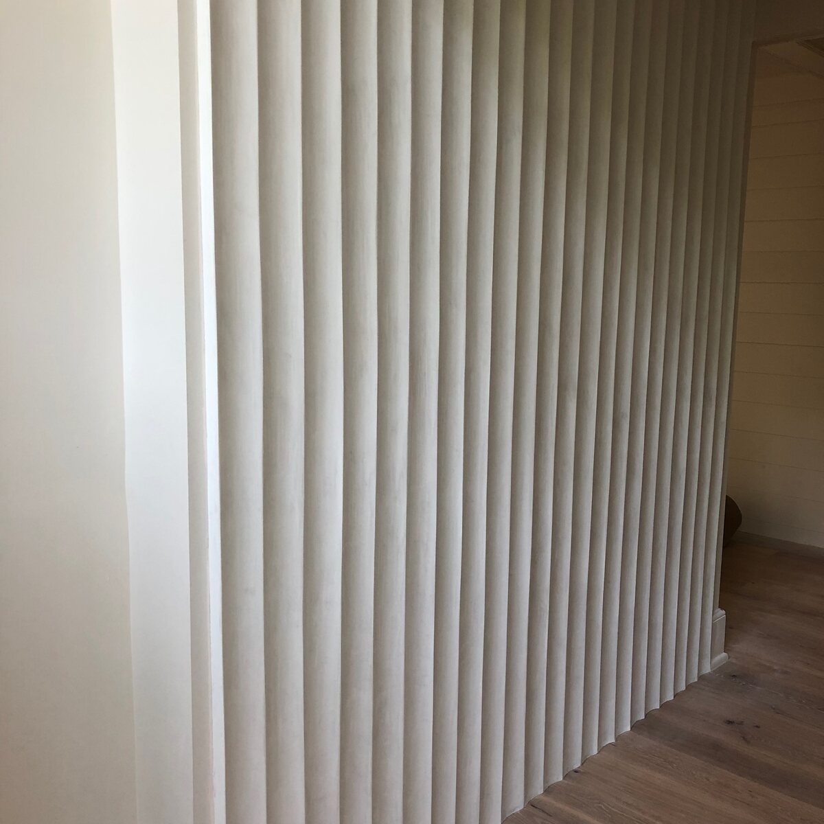 Fluted reeded plaster wall